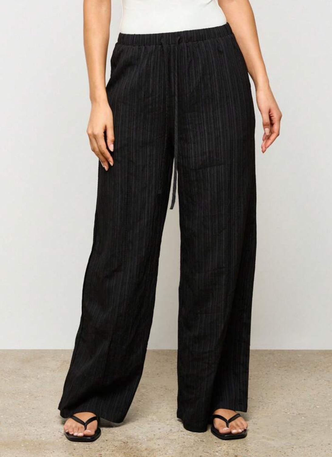 Calça preta