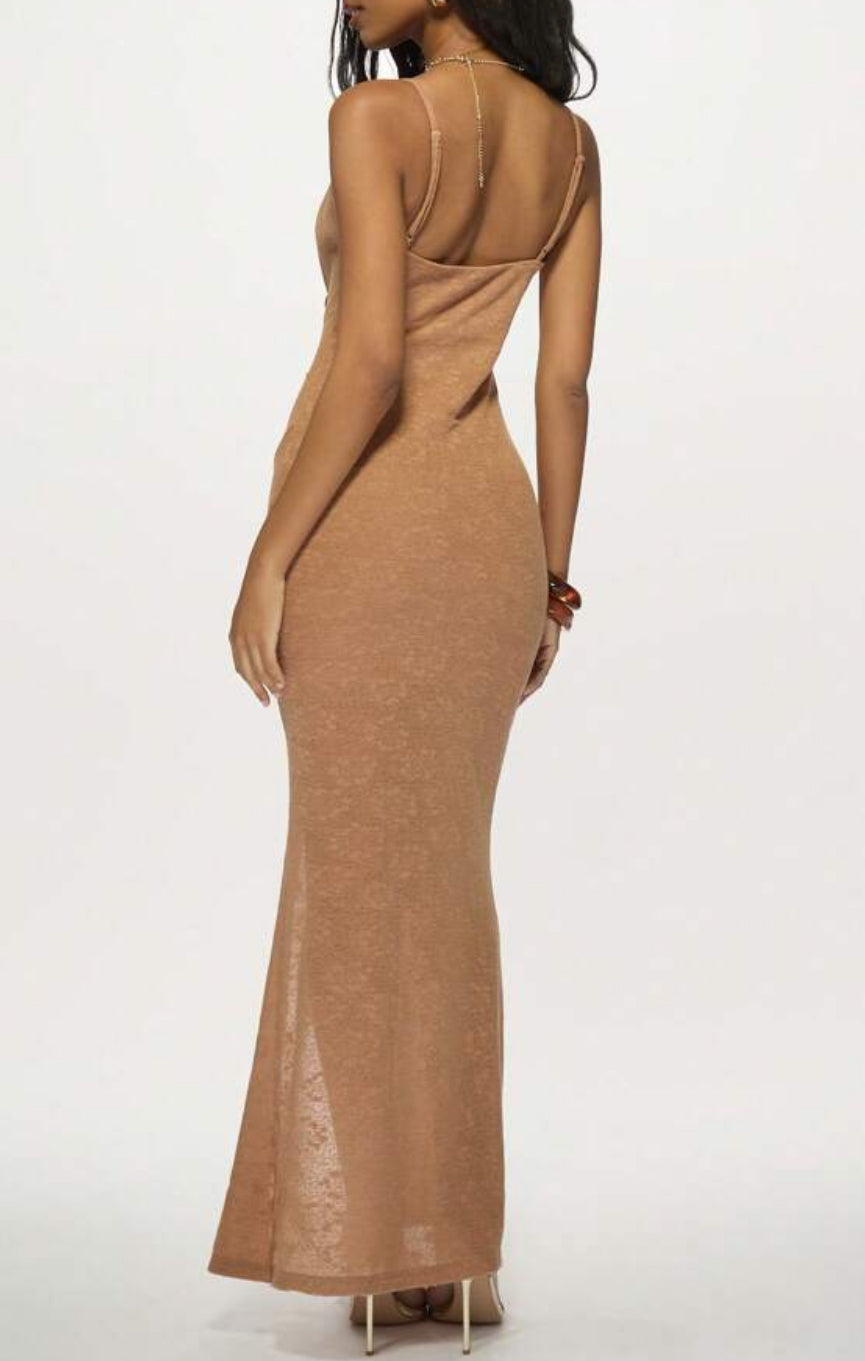 Vestido castanho