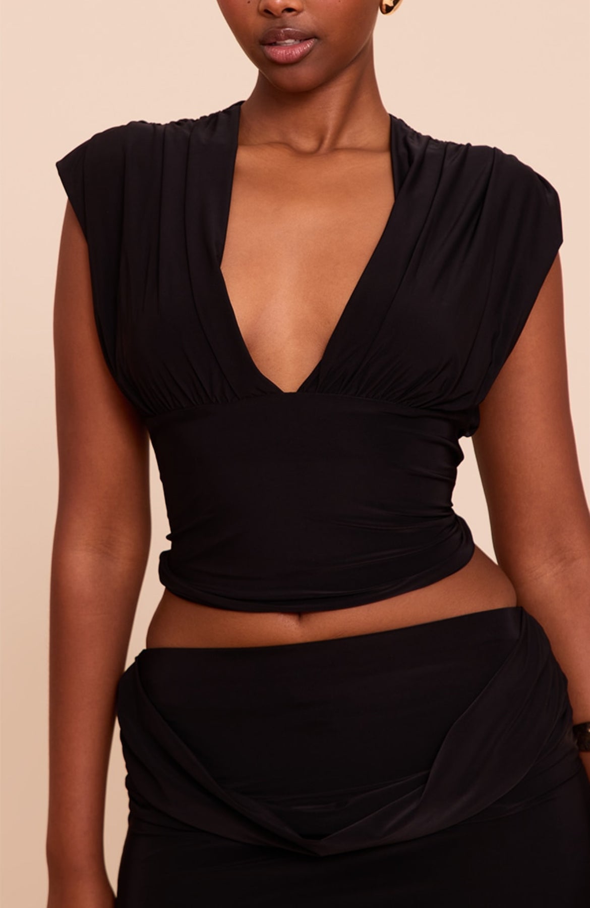 Conjunto preto elegante