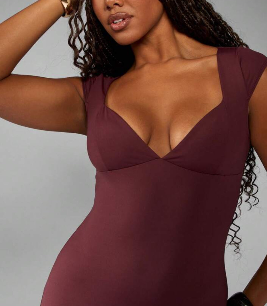 Vestido cor de vinho