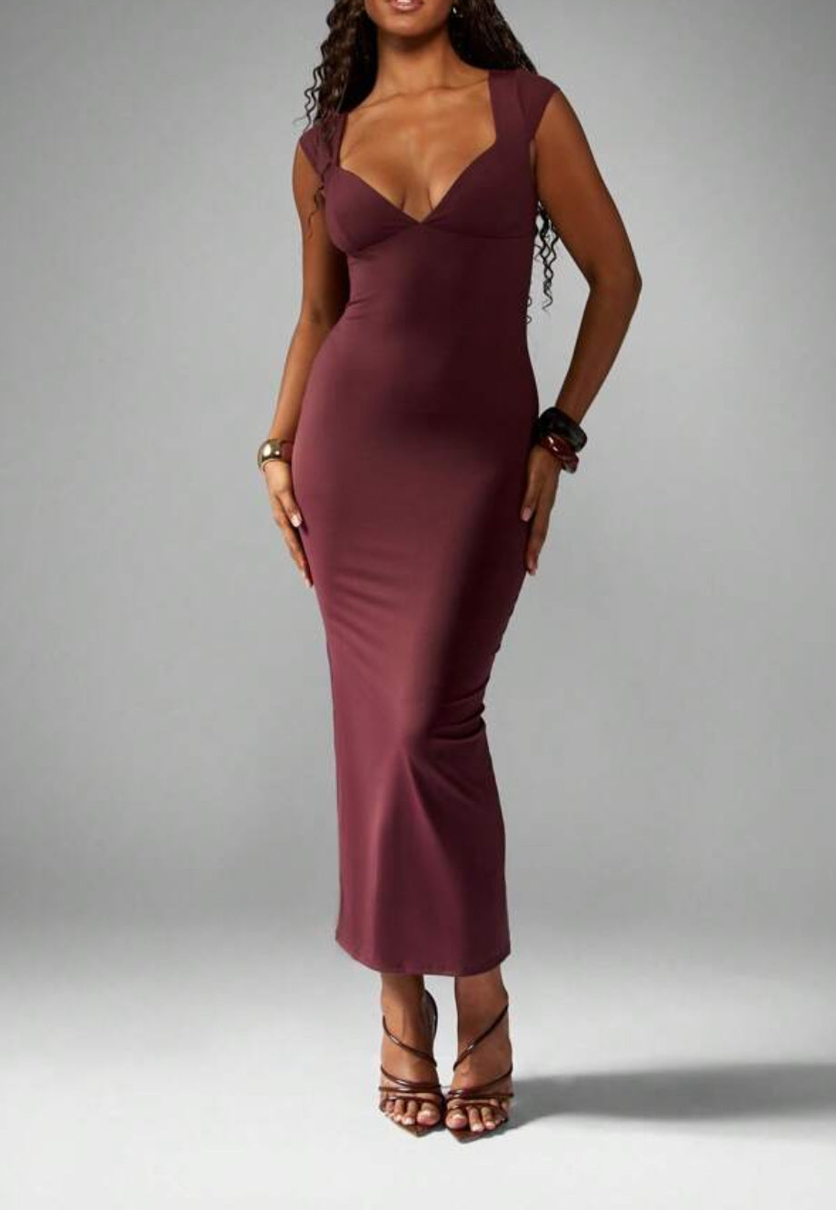 Vestido cor de vinho