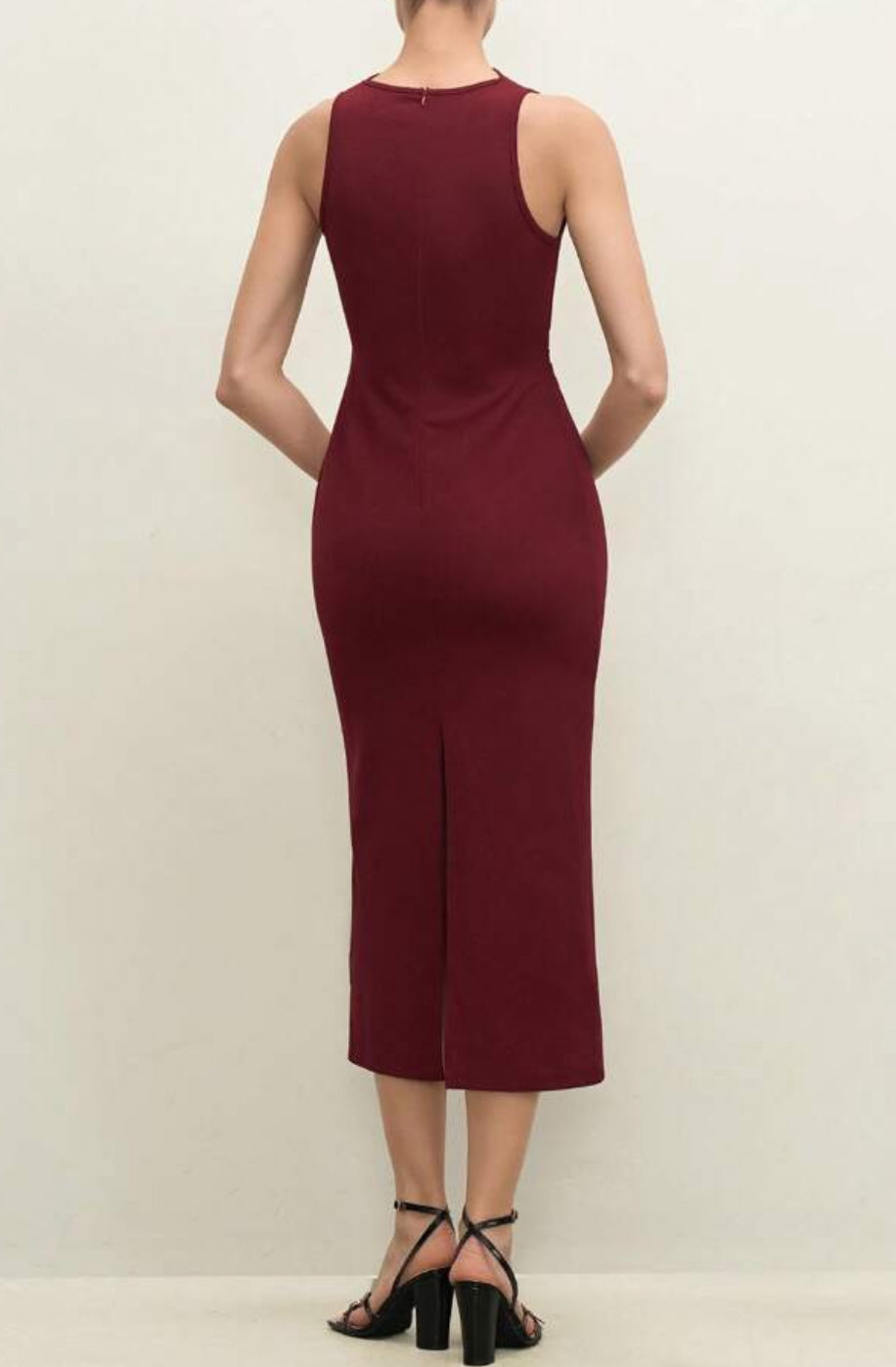 Vestido cor de vinho