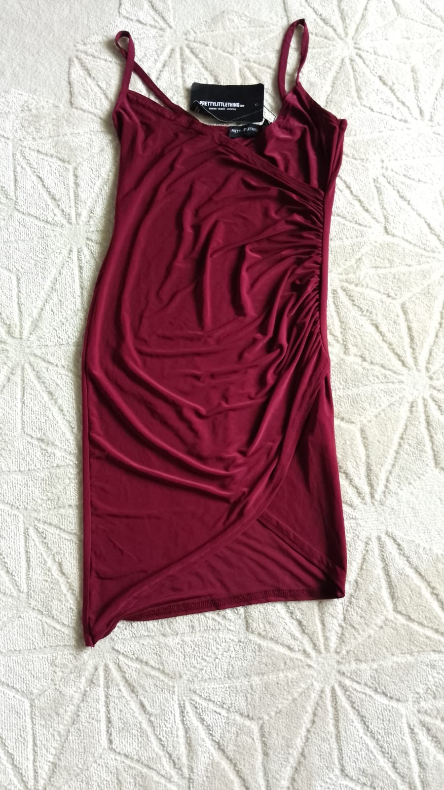 Vestido cor de vinho
