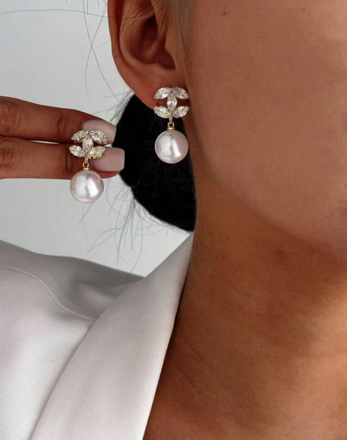 Brincos com pérolas
