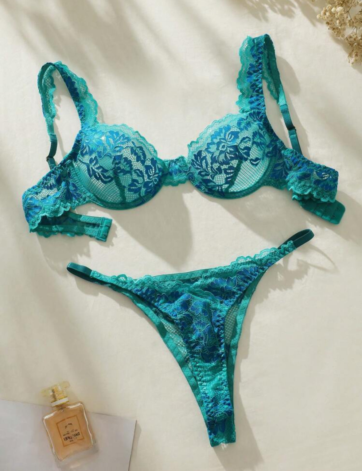 Lingerie rendada azul