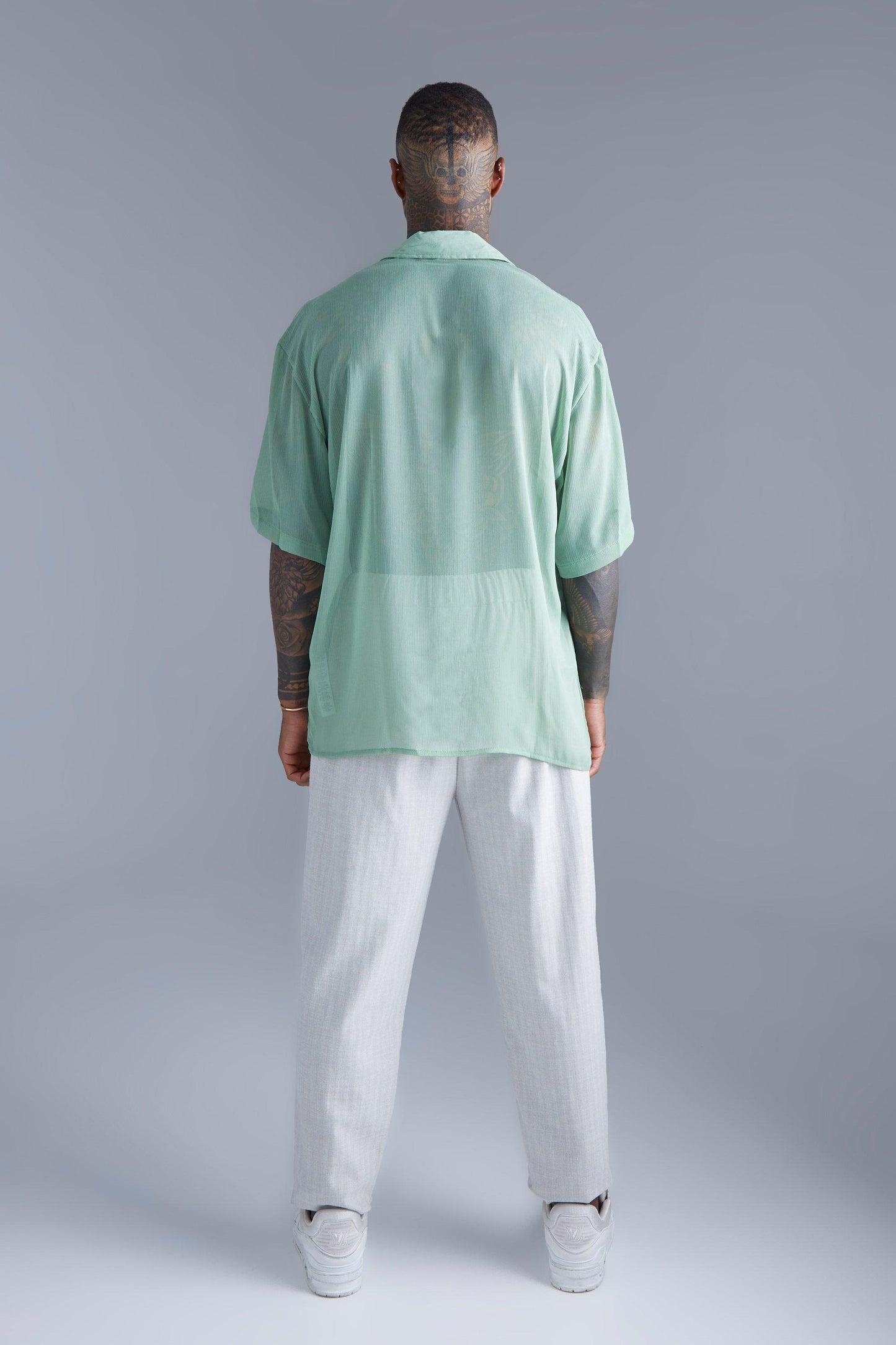 Camisa verde manga curta