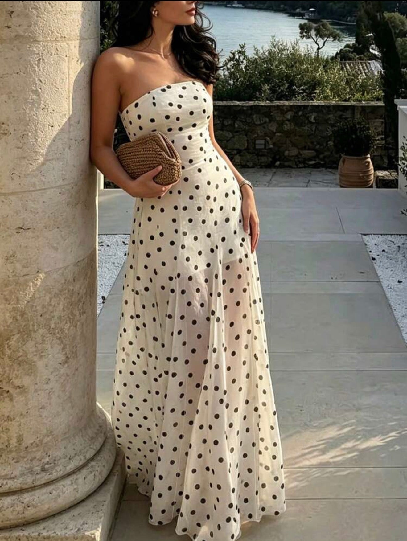 Vestido sem alças bolinhas branco