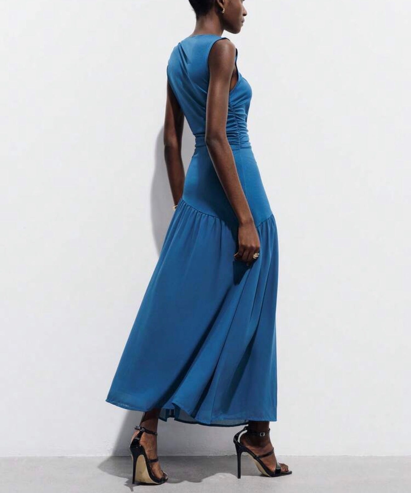 Vestido elegante azul