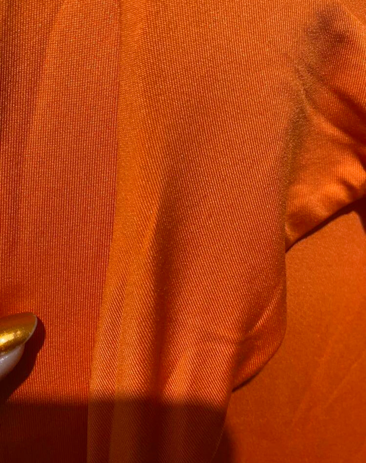 Vestido laranja tecido duas camadas