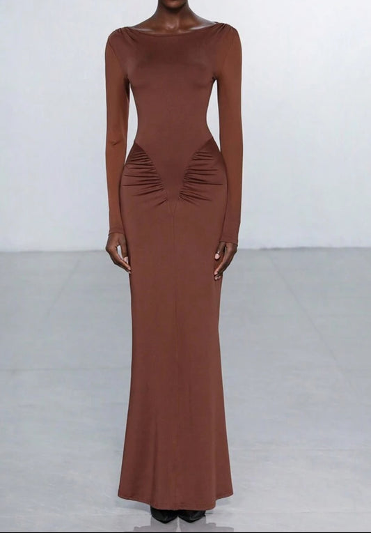 Vestido castanho
