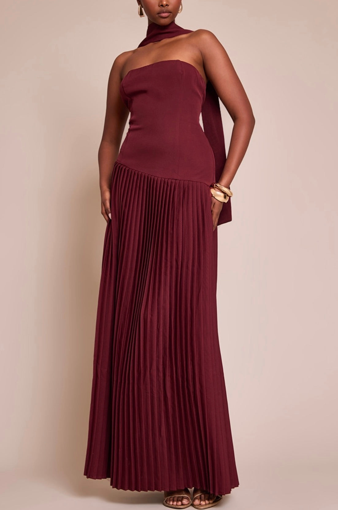 Vestido cor de vinho elegante