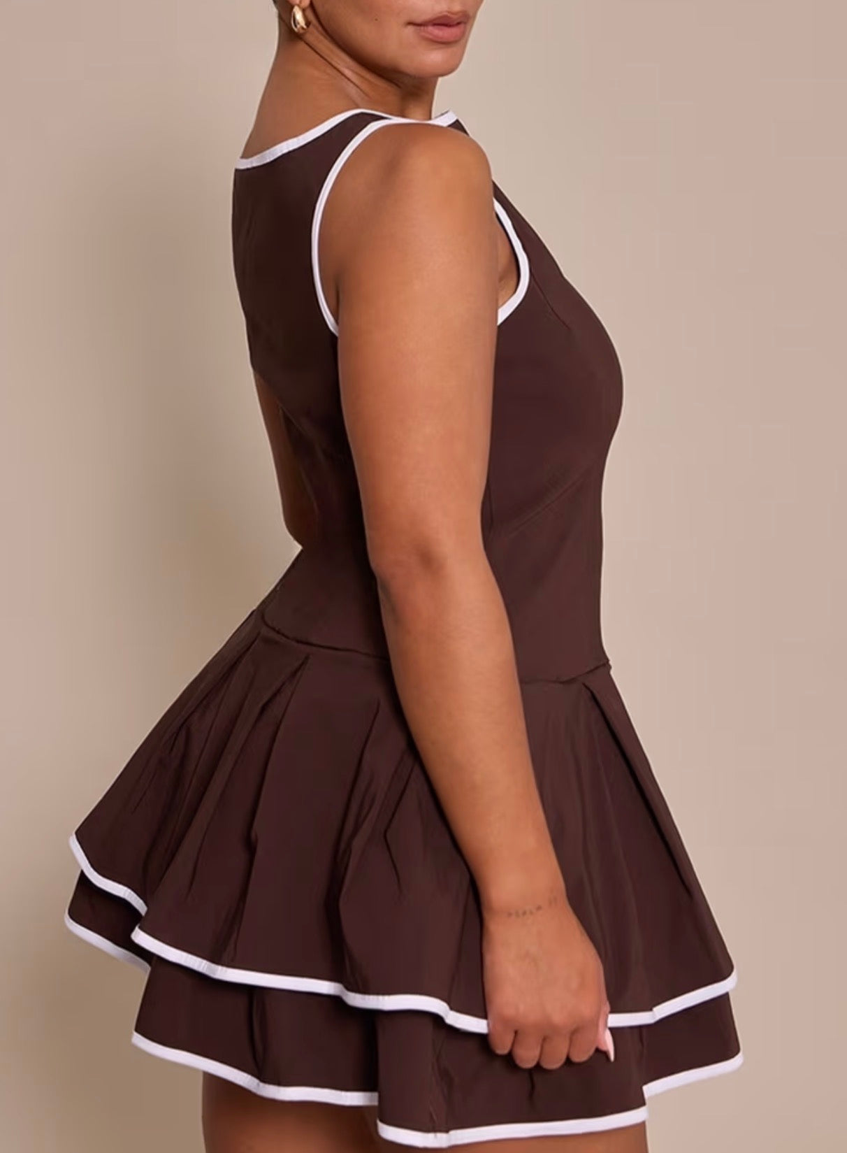 Vestido castanho