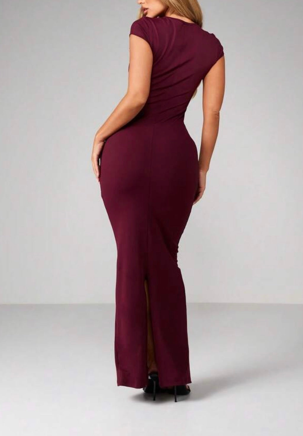 Vestido bordó