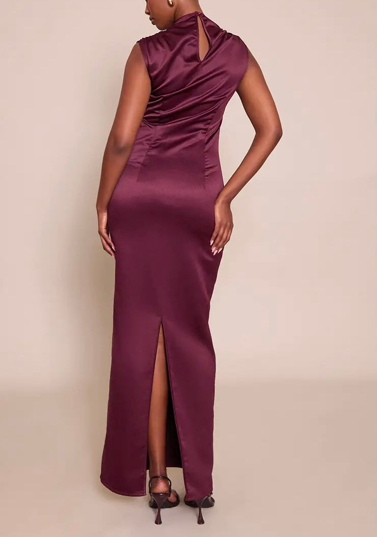 Vestido cor de vinho cetim
