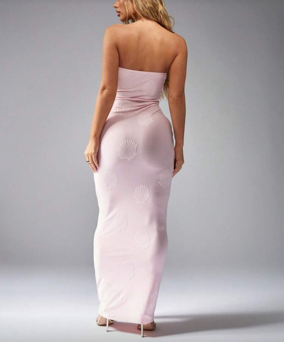 Vestido decote em V rosa