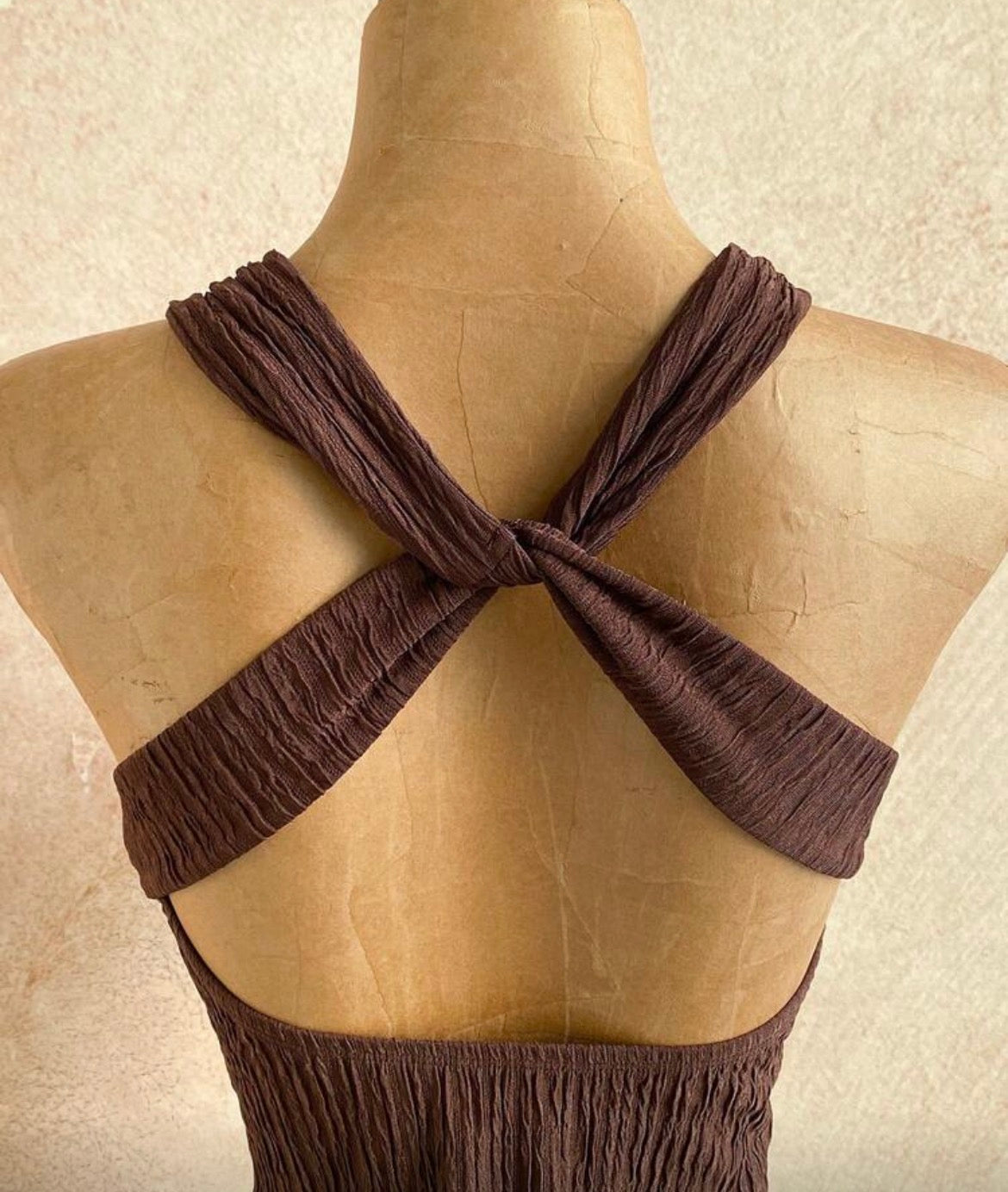Vestido castanho