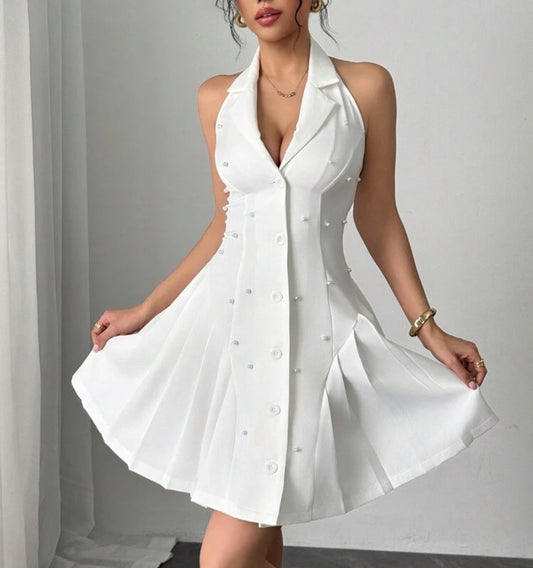 Vestido plissado com pérolas branco