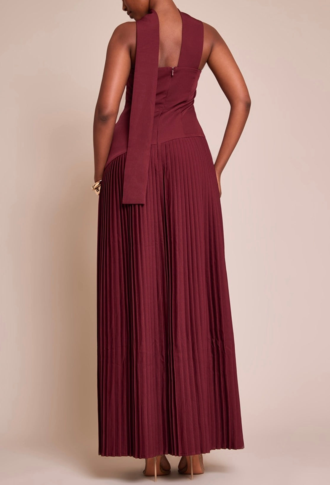 Vestido cor de vinho elegante