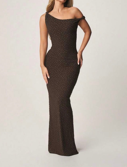Vestido castanho