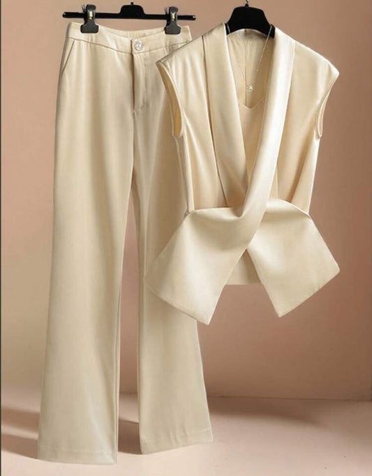 Conjunto acrinsfo bege
