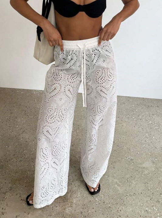 Calça branca de praia