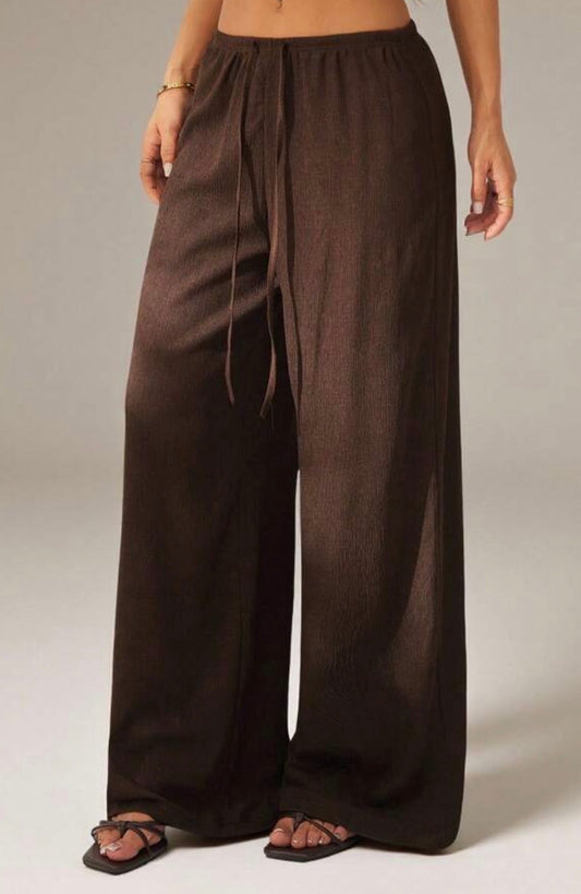 Calça castanha