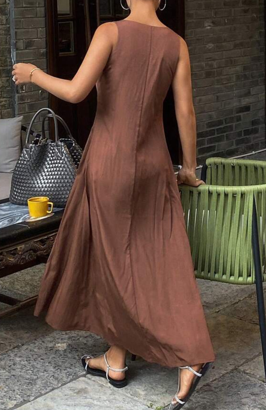 Vestido castanho