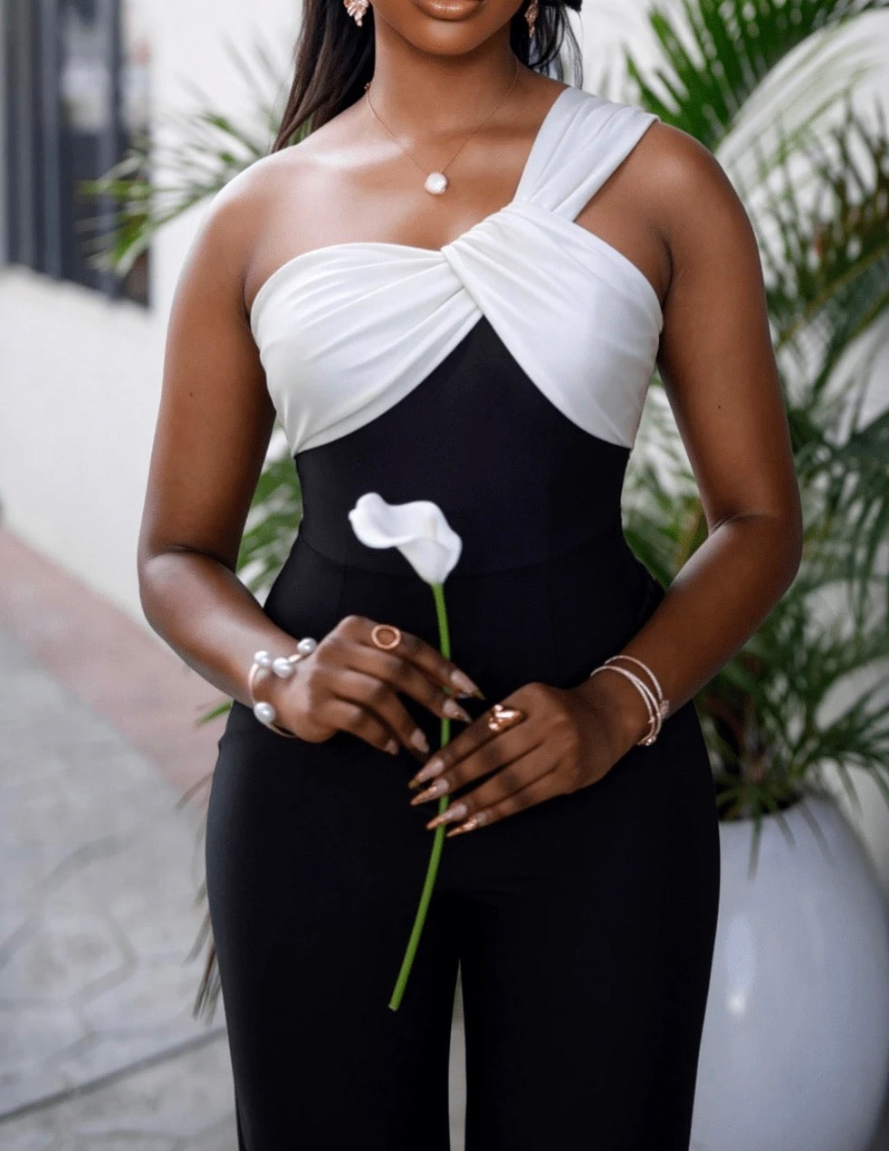 Vestido preto e branco