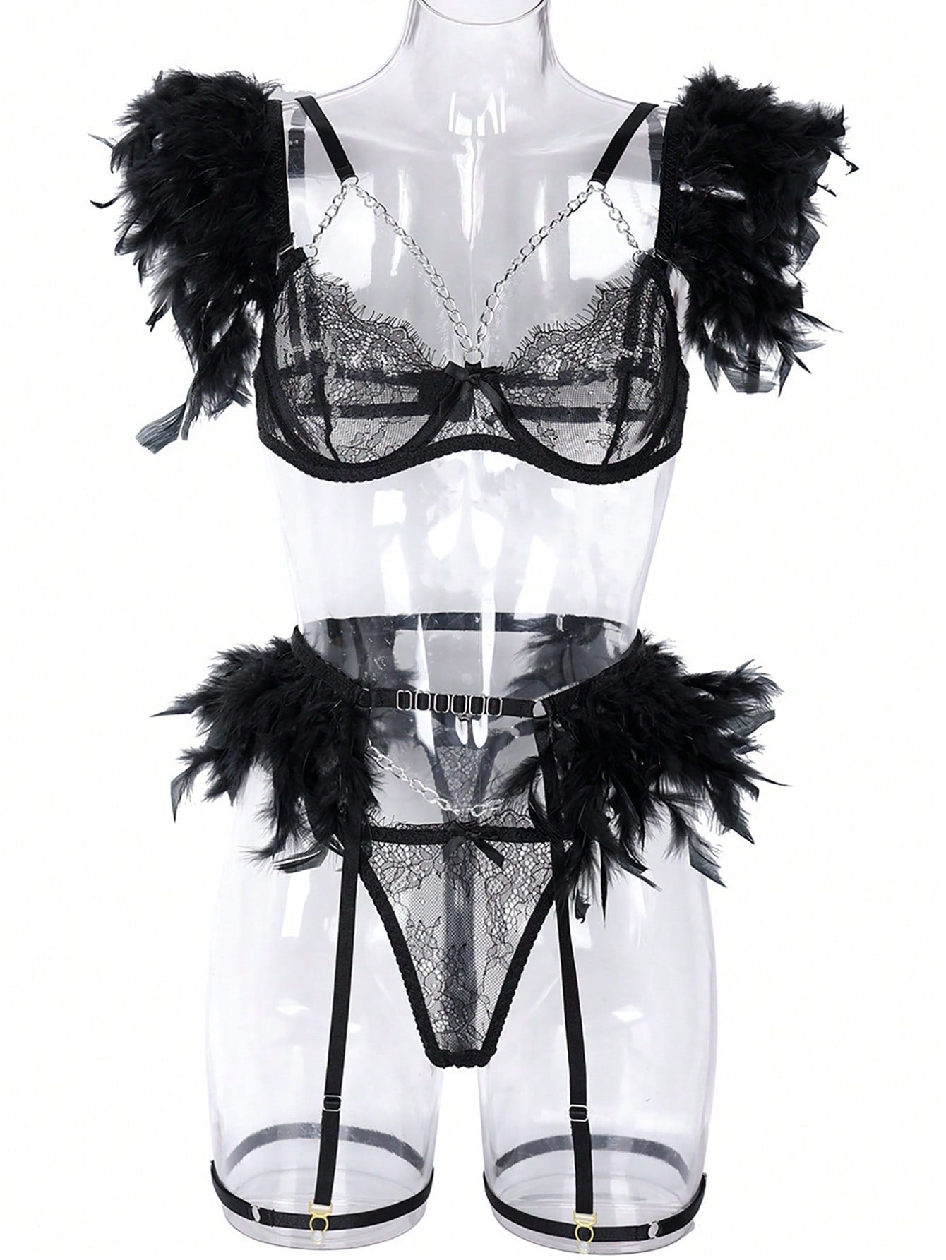 Lingerie preta com plumas